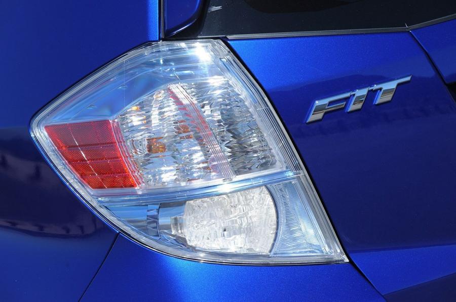  Honda Fit EV 2013 года  (фото 47 из 64)